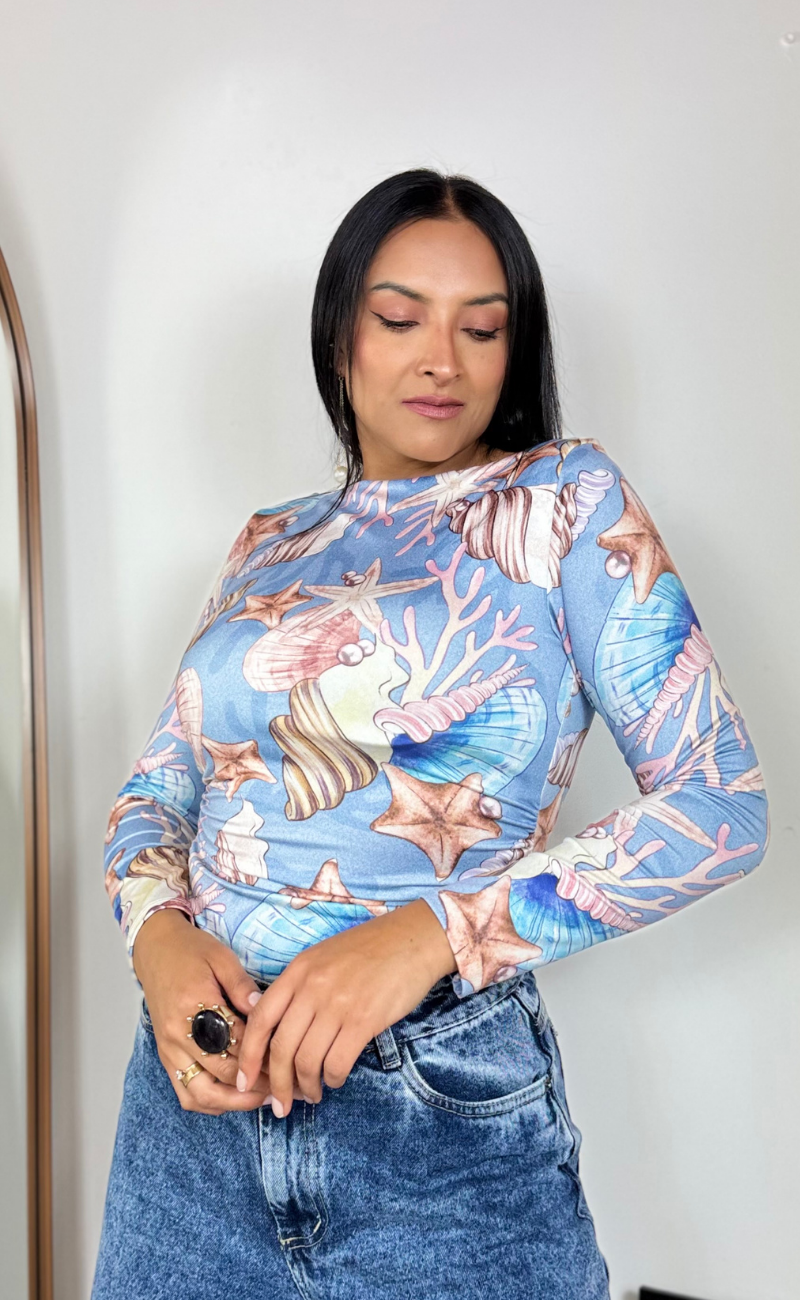 Body en licra Amorella con recogidos laterales – “Ocean”