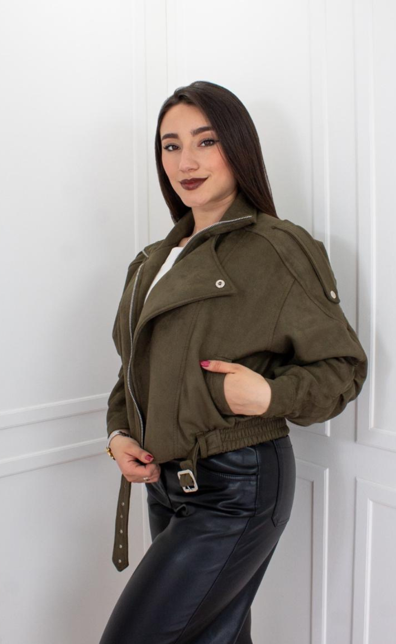 Chaqueta en Gamuza con Forro y Cremallera Metalizada