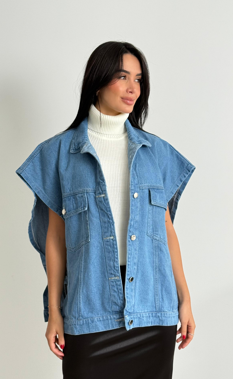 Chaleco oversize en denim con pasadores laterales