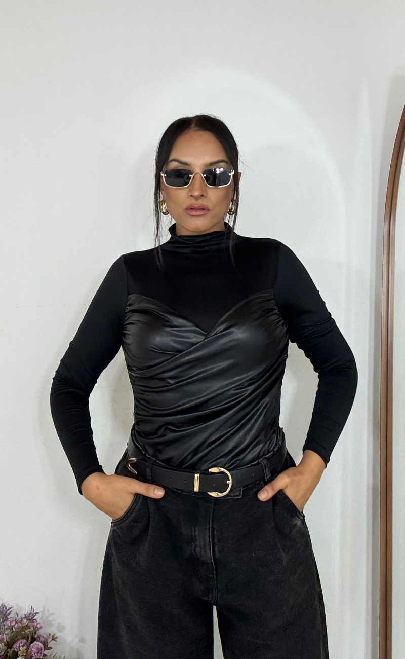 Blusa Layering Efecto Cuero Straless