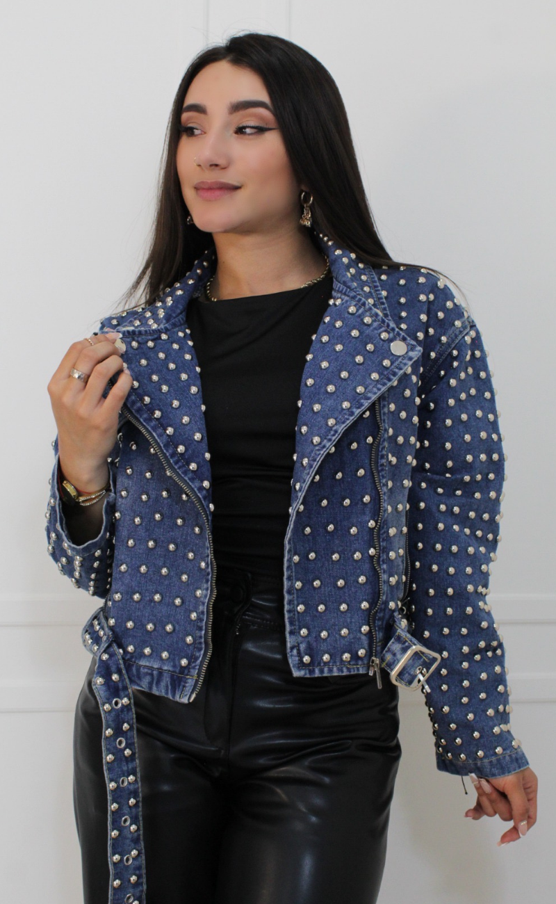Chaqueta de jean con taches