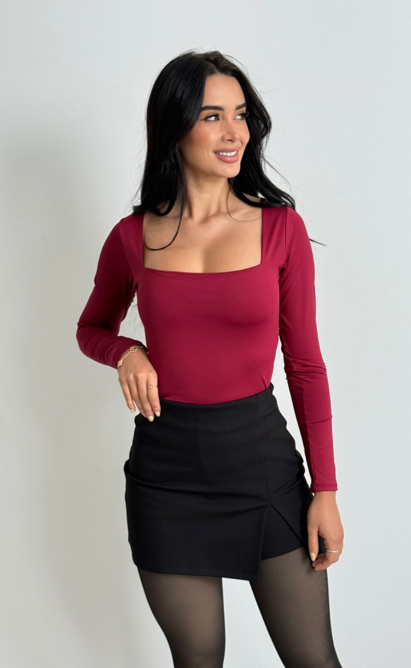 Falda Short Negra - Punto Roma